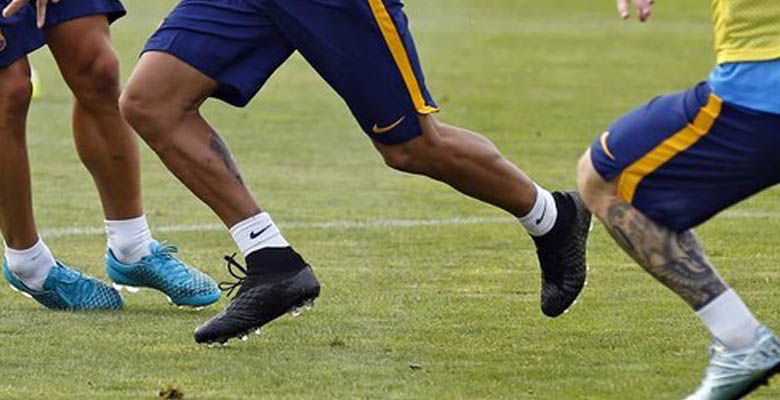 Closer Look Neymar s Completely Custom Blackout Nike Boots